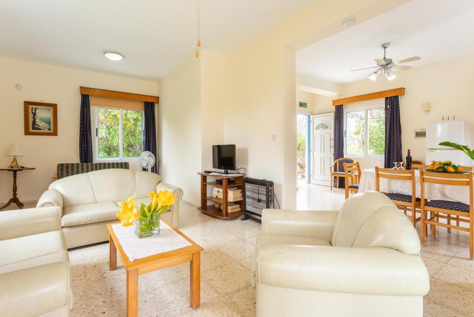 Sun Beach Villa 폴리스 외부 사진